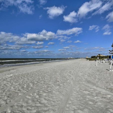 St Pete Condo With Heated Pool - Less Than 1 Mi To Beach! เซนต์พีทบีช ภายนอก รูปภาพ